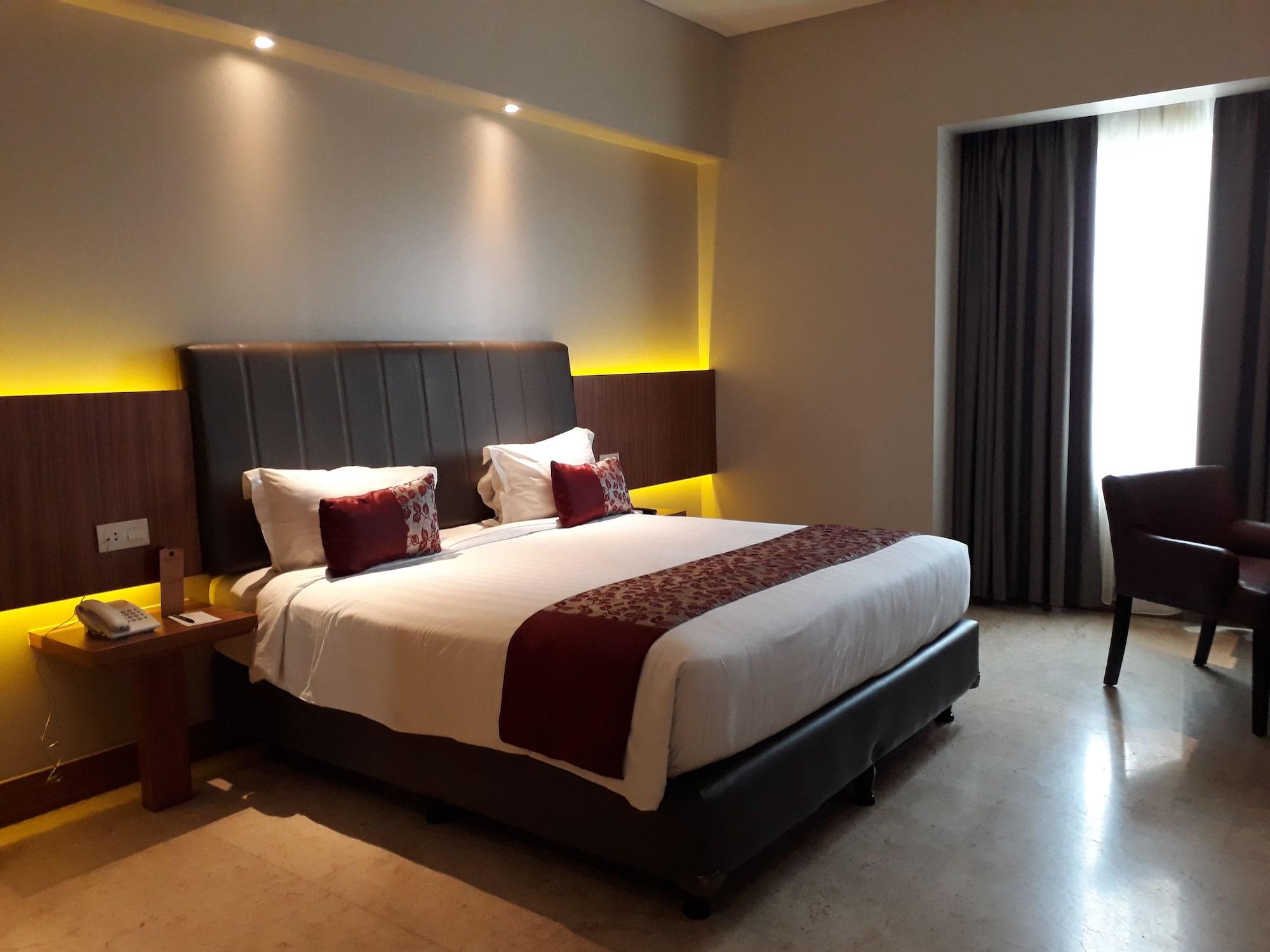 Demelia Hotel Макасар Екстер'єр фото